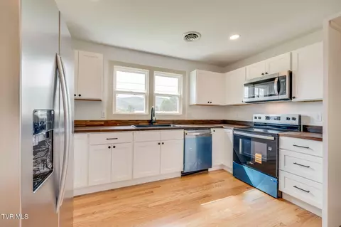 Kitchen - 108 Witcher Street Erwin Tn 37650, Erwin, TN 37650 photo 3 of 5