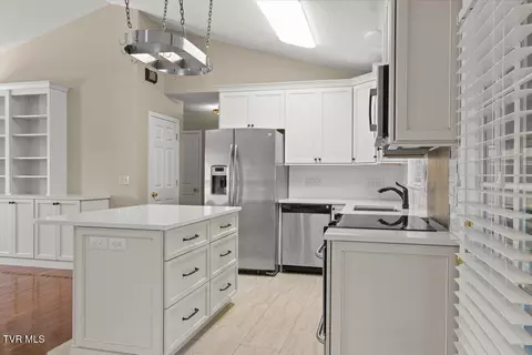 Kitchen - 511 Headtown Road Jonesborough Tn 37659, Jonesborough, TN 37659 photo 1 of 3