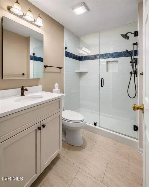 Bath - 511 Headtown Road Jonesborough Tn 37659, Jonesborough, TN 37659 photo 5 of 6