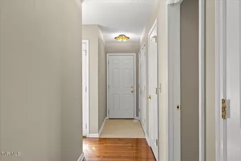 Entry Way - 511 Headtown Road Jonesborough Tn 37659, Jonesborough, TN 37659 photo 3 of 4