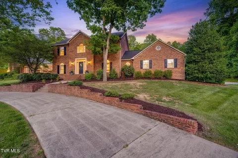 1005 Huntington Court Kingsport Tn 37660, Kingsport, TN 37660
