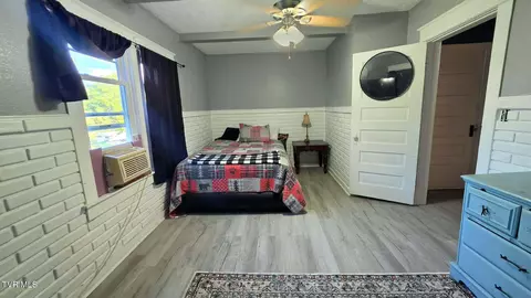 Bedroom - 815 E Front Street Coeburn Va 24230, Coeburn, VA 24230 photo 2 of 4