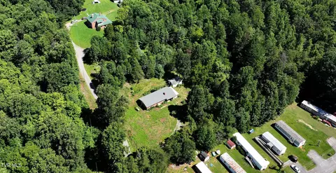128 Dan Berry Hill Road Elizabethton Tn 37643, Elizabethton, TN 37643