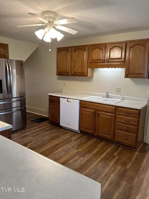 Kitchen - 221 N Irish Street Greeneville Tn 37745, Greeneville, TN 37745 photo 3 of 3
