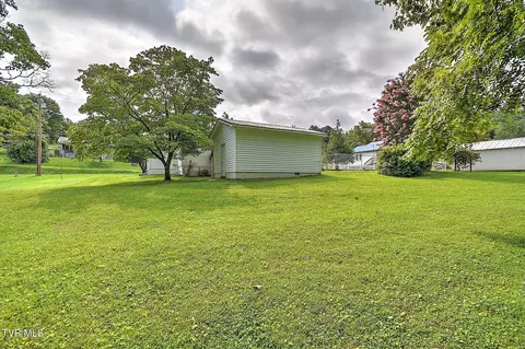 Exterior - 226 Bank Drive Fall Branch Tn 37656, Fall Branch, TN 37656 photo 15 of 19