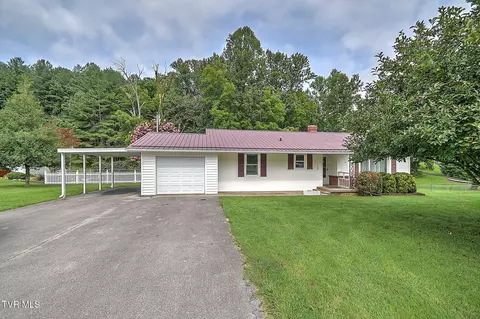 Exterior - 226 Bank Drive Fall Branch Tn 37656, Fall Branch, TN 37656 photo 2 of 19