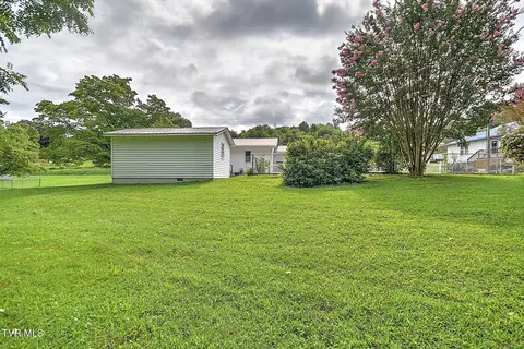Exterior - 226 Bank Drive Fall Branch Tn 37656, Fall Branch, TN 37656 photo 14 of 19