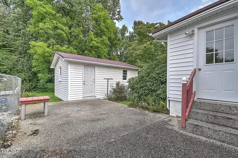 Exterior - 226 Bank Drive Fall Branch Tn 37656, Fall Branch, TN 37656 photo 11 of 19