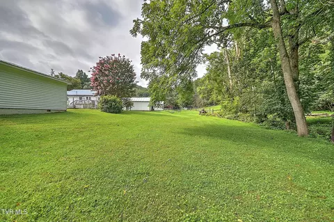 Exterior - 226 Bank Drive Fall Branch Tn 37656, Fall Branch, TN 37656 photo 16 of 19