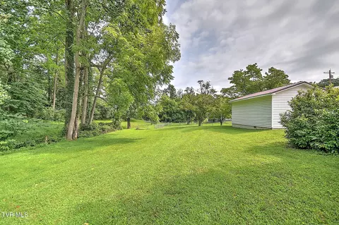 Exterior - 226 Bank Drive Fall Branch Tn 37656, Fall Branch, TN 37656 photo 13 of 19