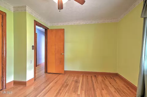 Bedroom - 226 Bank Drive Fall Branch Tn 37656, Fall Branch, TN 37656 photo 6 of 9