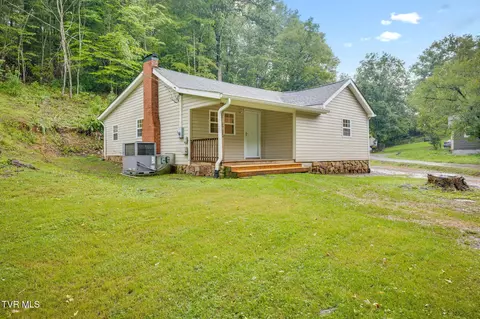 1300 Saratoga Road Kingsport Tn 37660, Kingsport, TN 37660