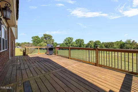 Exterior - 101 Kitty Hawk Drive Chuckey Tn 37641, Chuckey, TN 37641 photo 4 of 10