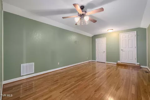 Bedroom - 101 Kitty Hawk Drive Chuckey Tn 37641, Chuckey, TN 37641 photo 4 of 6