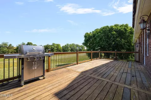 Exterior - 101 Kitty Hawk Drive Chuckey Tn 37641, Chuckey, TN 37641 photo 5 of 10