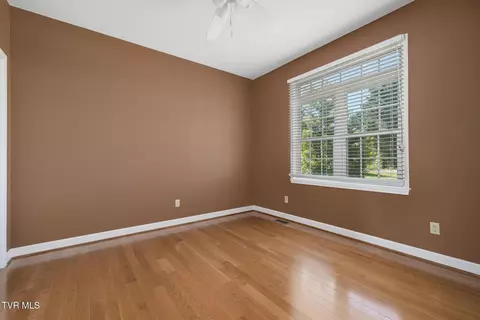 Bedroom - 101 Kitty Hawk Drive Chuckey Tn 37641, Chuckey, TN 37641 photo 2 of 6
