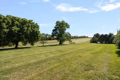 Exterior - 101 Kitty Hawk Drive Chuckey Tn 37641, Chuckey, TN 37641 photo 9 of 10
