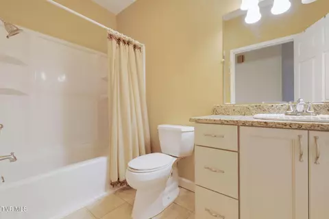 Bath - 101 Kitty Hawk Drive Chuckey Tn 37641, Chuckey, TN 37641 photo 3 of 4