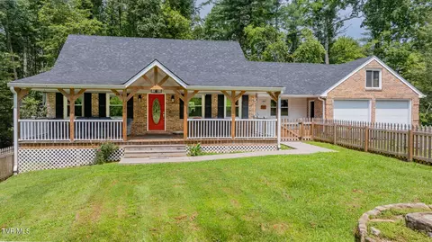 140 Tanglewood Drive Mountain City Tn 37683, Mountain City, TN 37683
