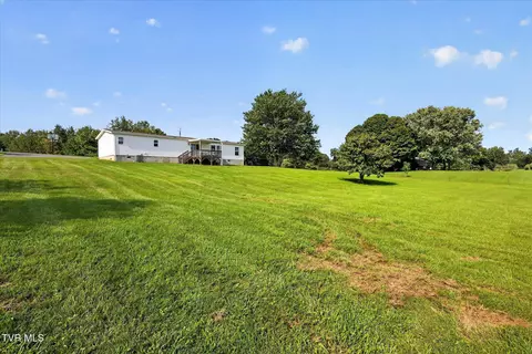 Exterior - 110 Maxine Road Fall Branch Tn 37656, Fall Branch, TN 37656 photo 3 of 8