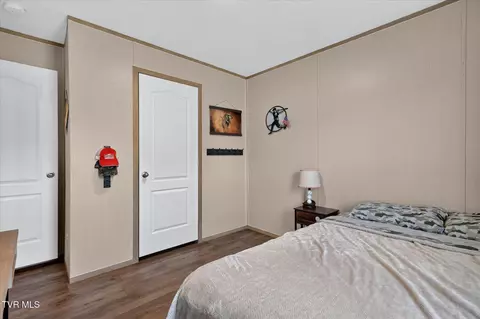Bedroom - 110 Maxine Road Fall Branch Tn 37656, Fall Branch, TN 37656 photo 6 of 9
