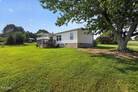 Exterior - 110 Maxine Road Fall Branch Tn 37656, Fall Branch, TN 37656 photo 6 of 8