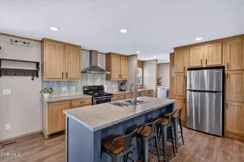 Kitchen - 110 Maxine Road Fall Branch Tn 37656, Fall Branch, TN 37656 photo 2 of 4