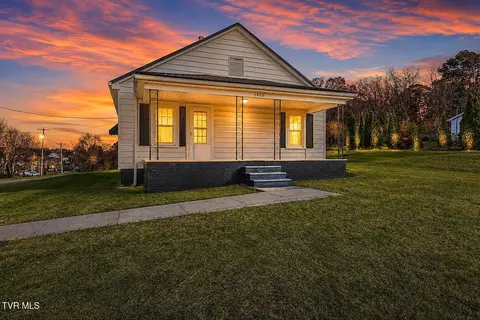1408 W College Street Jonesborough Tn 37659, Jonesborough, TN 37659