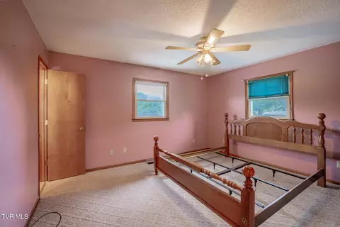 Bedroom - 706 9th Street Erwin Tn 37650, Erwin, TN 37650 photo 4 of 7