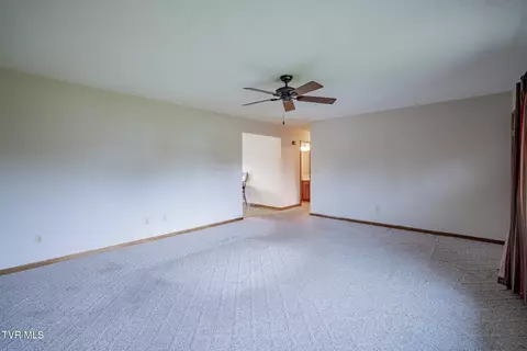 Living - 706 9th Street Erwin Tn 37650, Erwin, TN 37650 photo 3 of 4