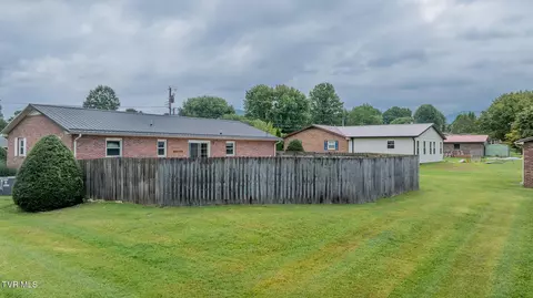 Exterior - 706 9th Street Erwin Tn 37650, Erwin, TN 37650 photo 2 of 8