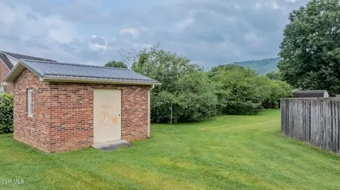 Exterior - 706 9th Street Erwin Tn 37650, Erwin, TN 37650 photo 6 of 8