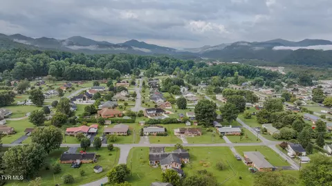 View/Area - 706 9th Street Erwin Tn 37650, Erwin, TN 37650 photo 2 of 2
