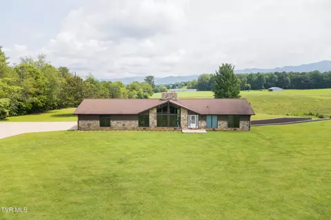 Exterior - 100 Honeysuckle Lane Chuckey Tn 37641, Chuckey, TN 37641 photo 5 of 7