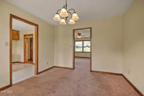 Dining - 24260 Junction Drive Bristol Va 24202, Bristol, VA 24202 photo 2 of 2