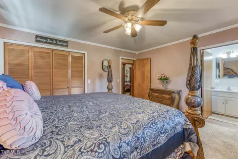 Bedroom - 2917 Highway 81 Fall Branch Tn 37656, Fall Branch, TN 37656 photo 2 of 5