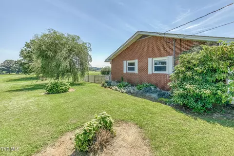 Exterior - 2917 Highway 81 Fall Branch Tn 37656, Fall Branch, TN 37656 photo 7 of 26
