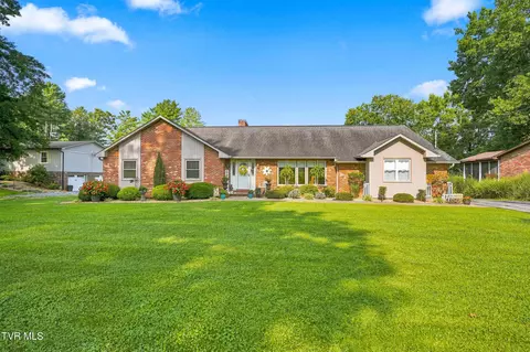 2008 Arlington Drive Kingsport Tn 37663, Kingsport, TN 37663