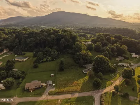 178 Rock House Road Johnson City Tn 37601, Johnson City, TN 37601