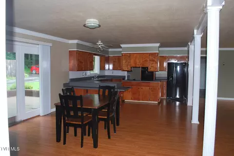 Dining - 123 Rolling Hills Road Erwin Tn 37650, Erwin, TN 37650 photo 2 of 6