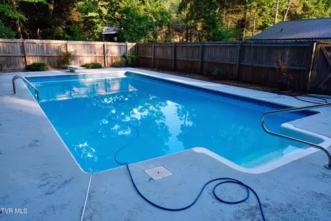 Exterior - 123 Rolling Hills Road Erwin Tn 37650, Erwin, TN 37650 photo 2 of 14
