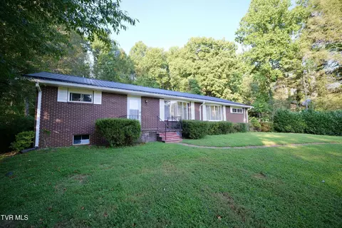 Exterior - 123 Rolling Hills Road Erwin Tn 37650, Erwin, TN 37650 photo 5 of 14