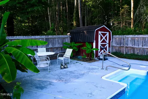 Exterior - 123 Rolling Hills Road Erwin Tn 37650, Erwin, TN 37650 photo 4 of 14