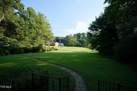 Exterior - 123 Rolling Hills Road Erwin Tn 37650, Erwin, TN 37650 photo 6 of 14