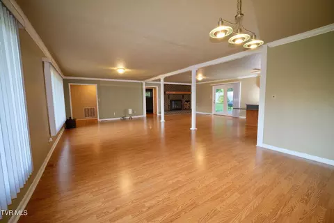 Living - 123 Rolling Hills Road Erwin Tn 37650, Erwin, TN 37650 photo 9 of 11
