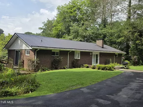 Exterior - 123 Rolling Hills Road Erwin Tn 37650, Erwin, TN 37650 photo 3 of 11