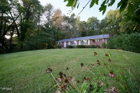 Exterior - 123 Rolling Hills Road Erwin Tn 37650, Erwin, TN 37650 photo 11 of 14