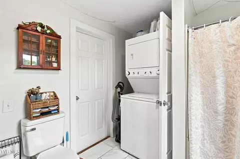 Other - 209 E Broyles Street Greeneville Tn 37745, Greeneville, TN 37745 photo 5 of 7