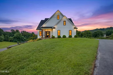 3925 Lake Valley Court Kingsport Tn 37664, Kingsport, TN 37664