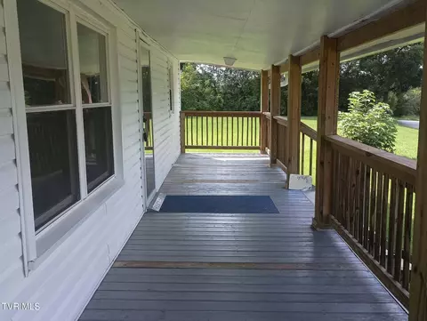 Exterior - 230 Mohawk Creek Road Midway Tn 37809, Midway, TN 37809 photo 5 of 9